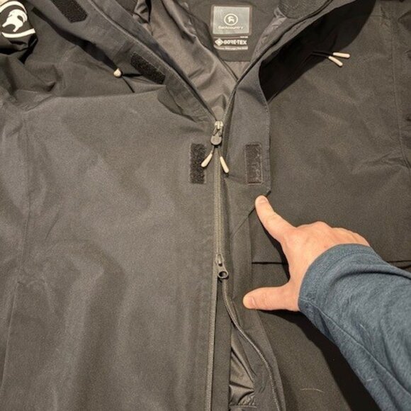 Backcountry CrestCarver GORE-TEX Shell Jacket – Men’s XL – Black – Worn Once - Picture 11 of 12